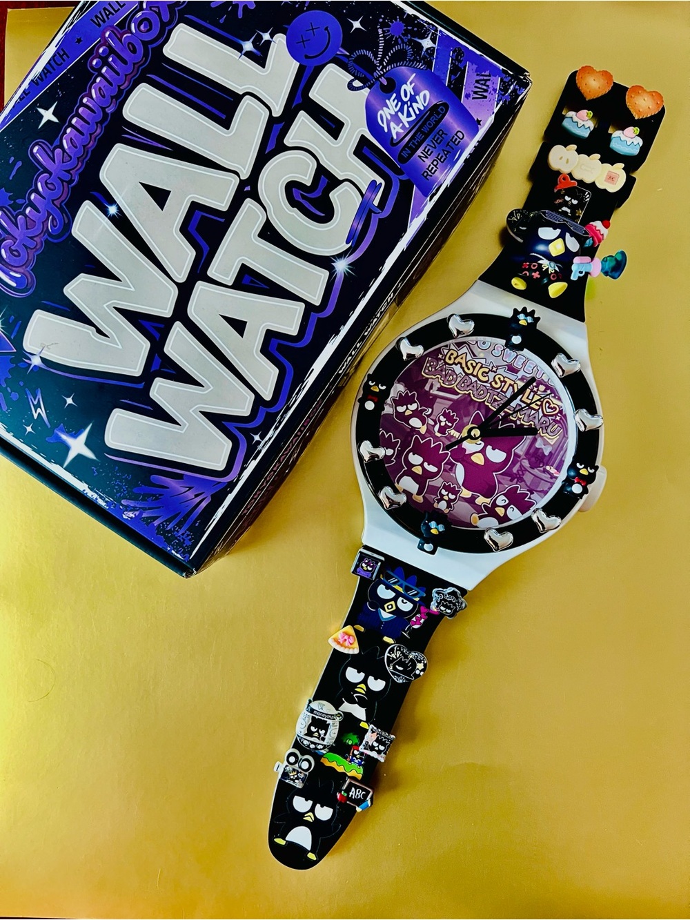 Tokyo Kawaii Box Badz Maru wall watch